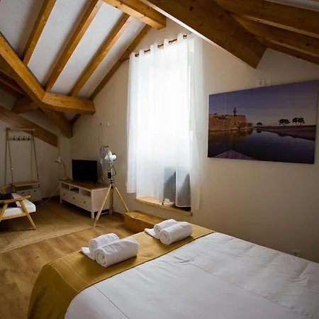 10 De Agosto Гостевой дом