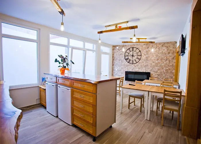 10 De Agosto Фигейра-да-Фош