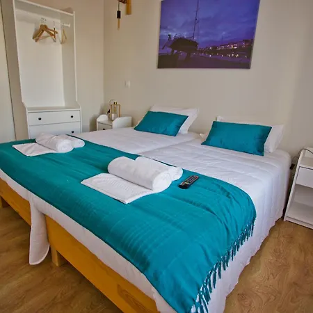 ゲストハウス 10 De Agosto フィゲイラ・ダ・フォズ