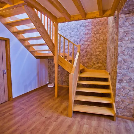 ゲストハウス 10 De Agosto 3*