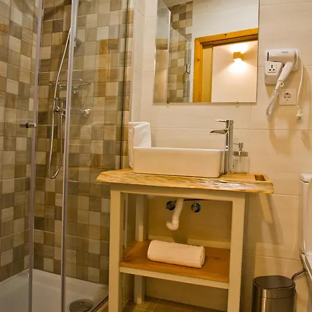 10 De Agosto 3* フィゲイラ・ダ・フォズ