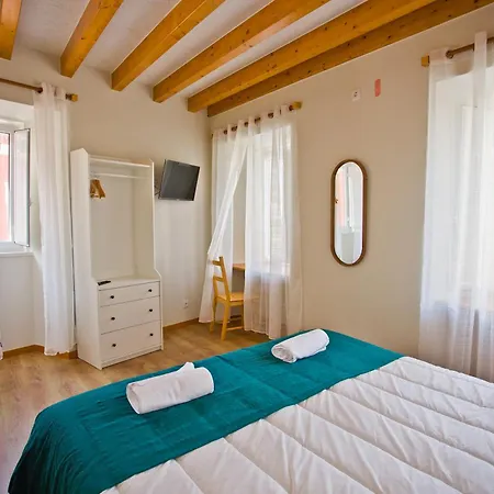 10 De Agosto ゲストハウス