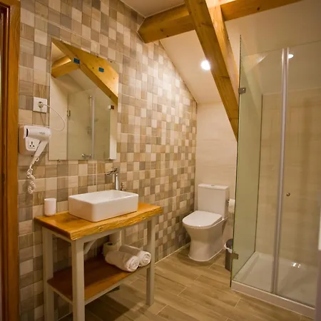 ゲストハウス 10 De Agosto