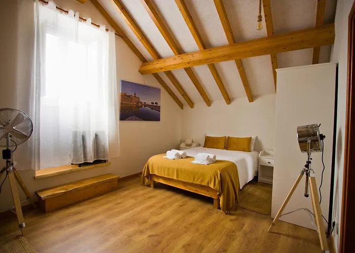 ゲストハウス 10 De Agosto 3*