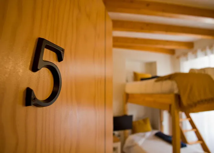 ゲストハウス 10 De Agosto 3*